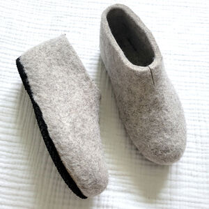 Lahtiset Finland Womens 38 Felt Shoes Wool Slippers Booties Soft Grey